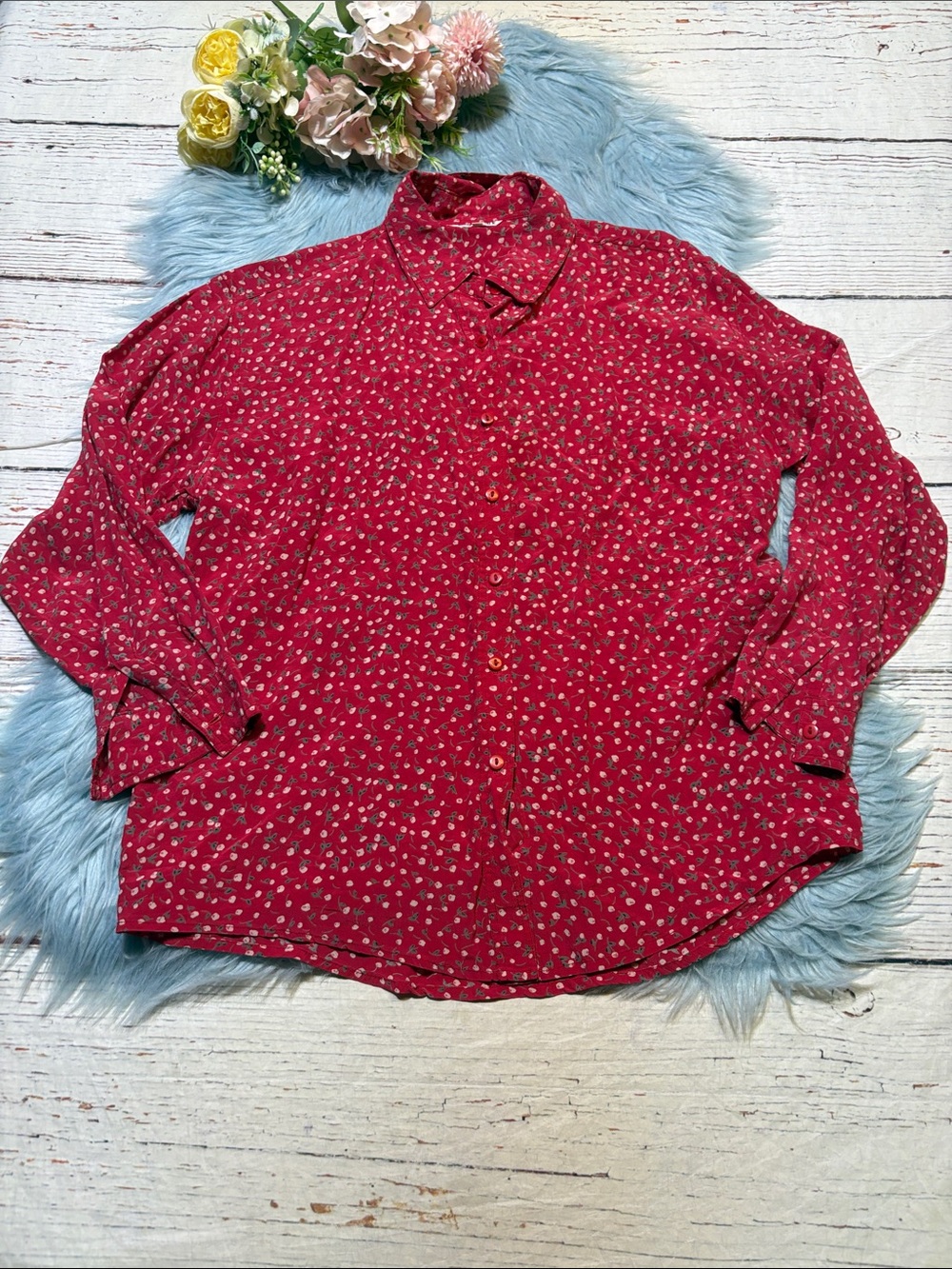 Vintage 100% Pure Silk Red Floral Button Down Shirt sz M